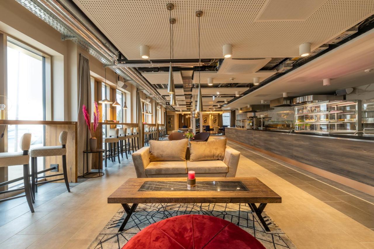 Maseven Muenchen Messe Dornach Aparthotel Aschheim Buitenkant foto